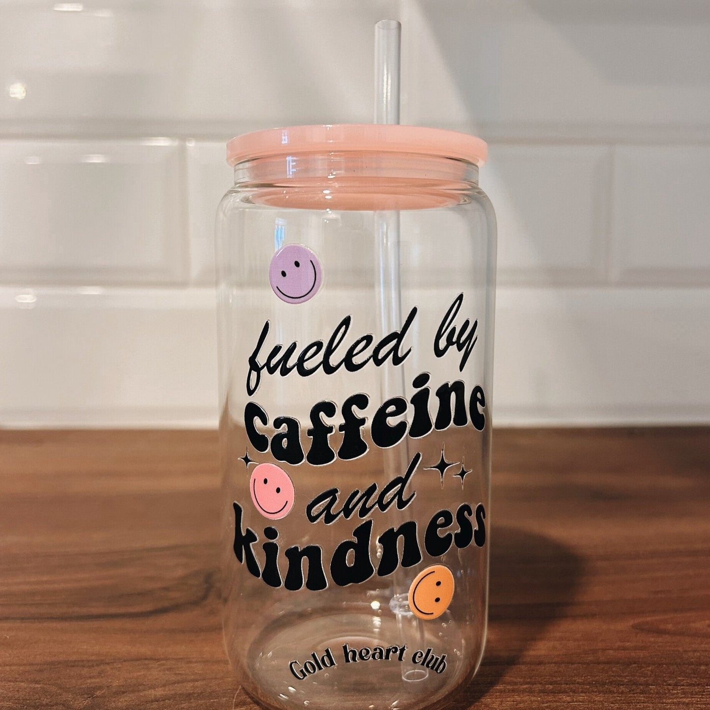 Tasse - Caffeine and kindness (noir ou blanc)