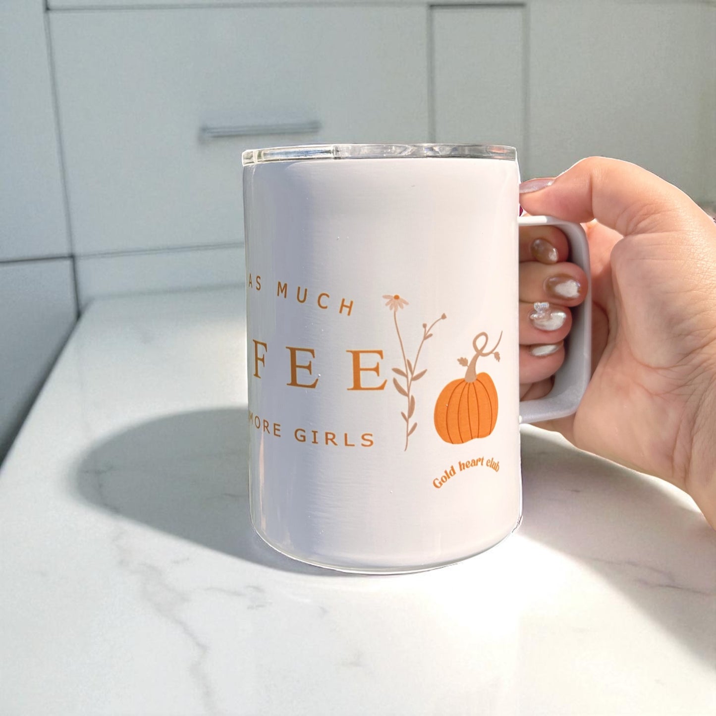 Tasse illustrée I drink coffee Gold Heart Club