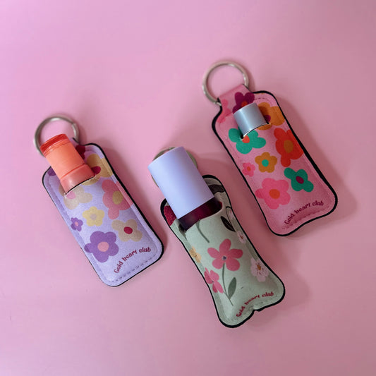 Porte-baume à lèvres illustré et imprimé au québec pratique à accrocher