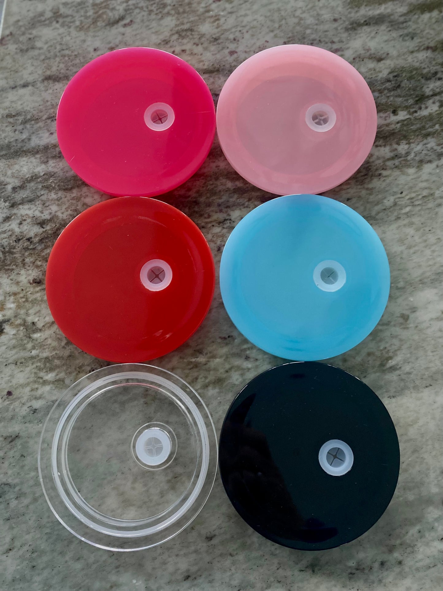 Couvercle pour tasse avec anse