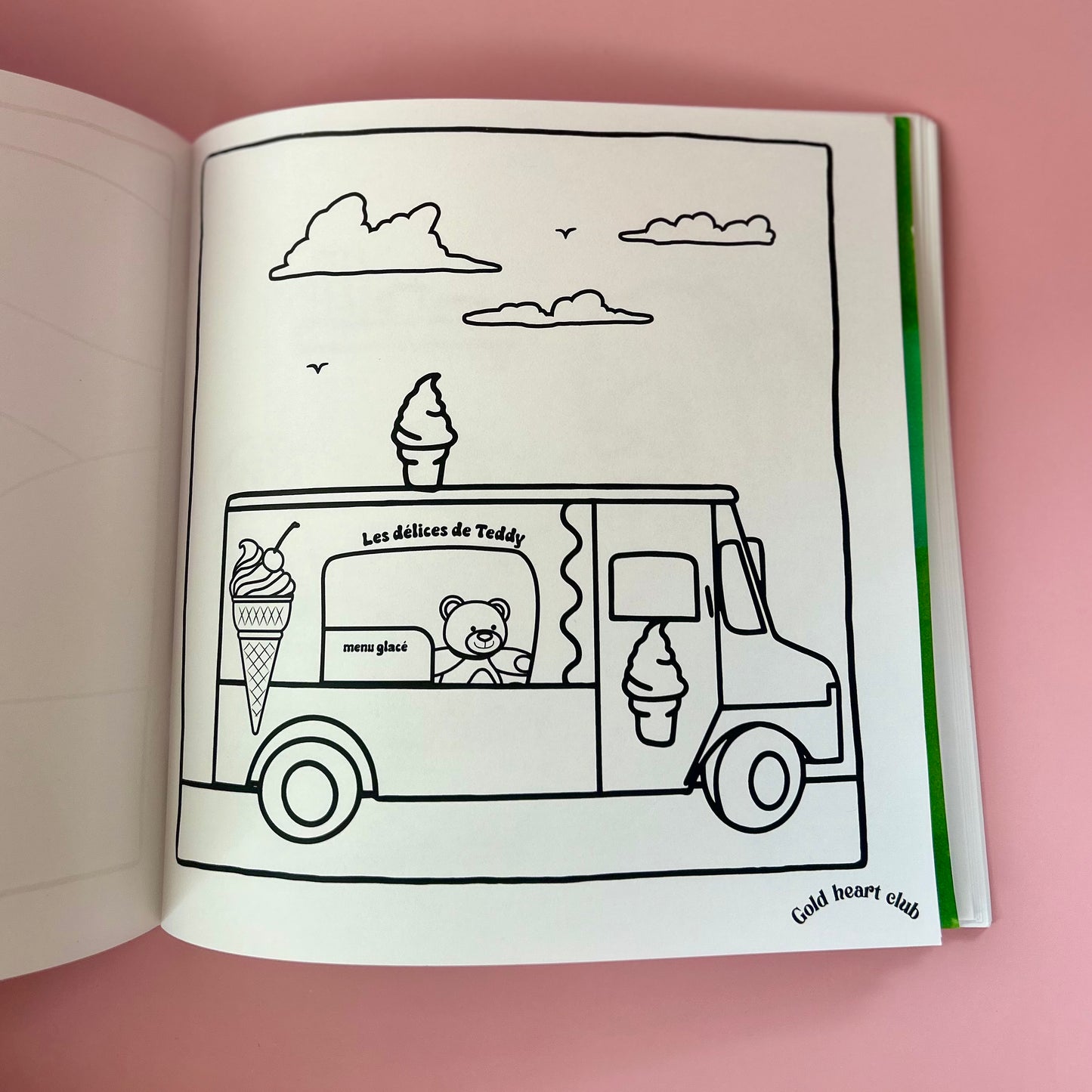 Cahier à colorier adulte Vol 4 illustré au Québec Gold Heart Club