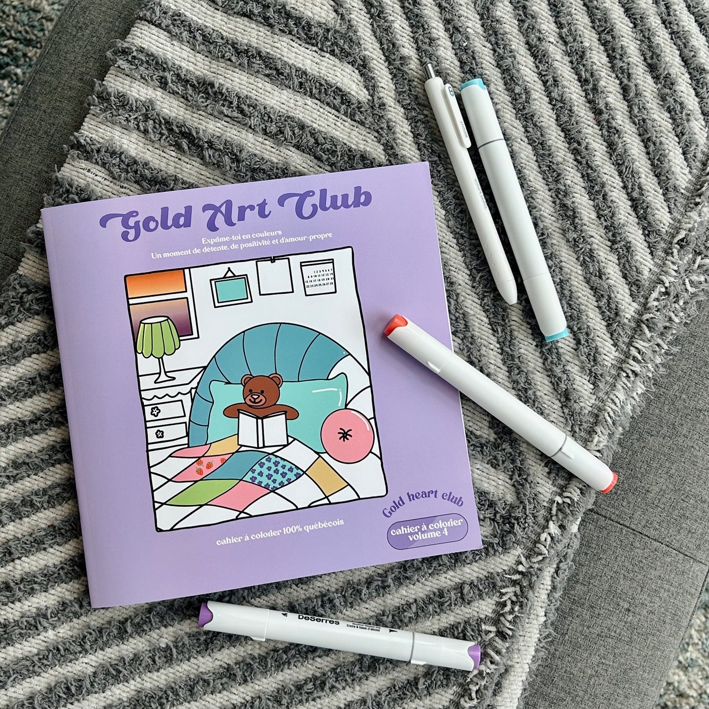 Cahier à colorier adulte Vol 4 illustré au Québec Gold Heart Club