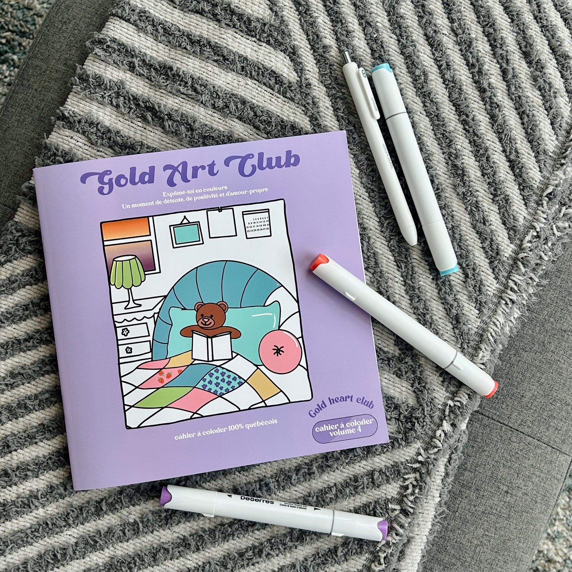 Cahier à colorier adulte Vol 4 illustré au Québec Gold Heart Club