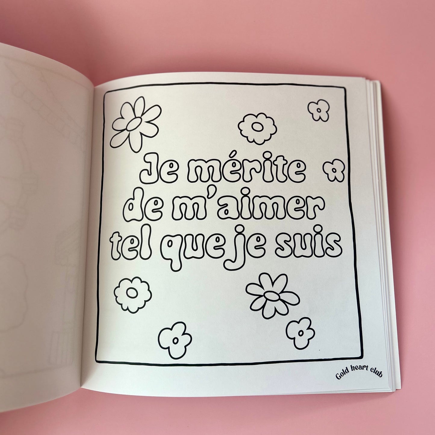Cahier à colorier adulte Vol 4 illustré au Québec Gold Heart Club