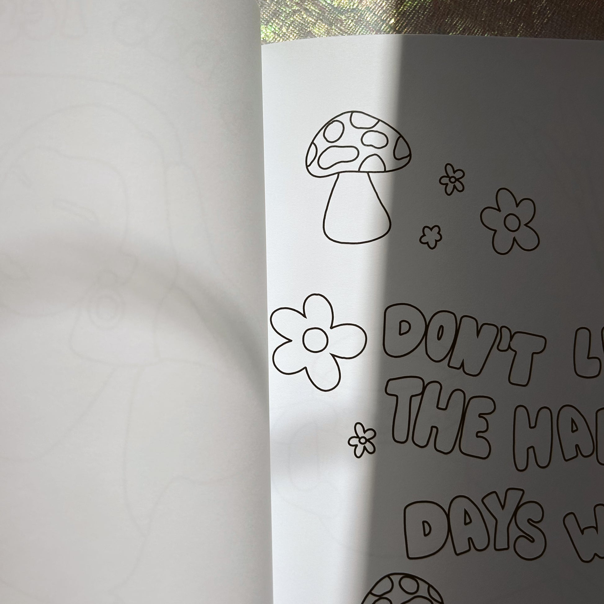 Cahier à colorier adulte Volume 1 idée cadeau créatif Gold Heart Club