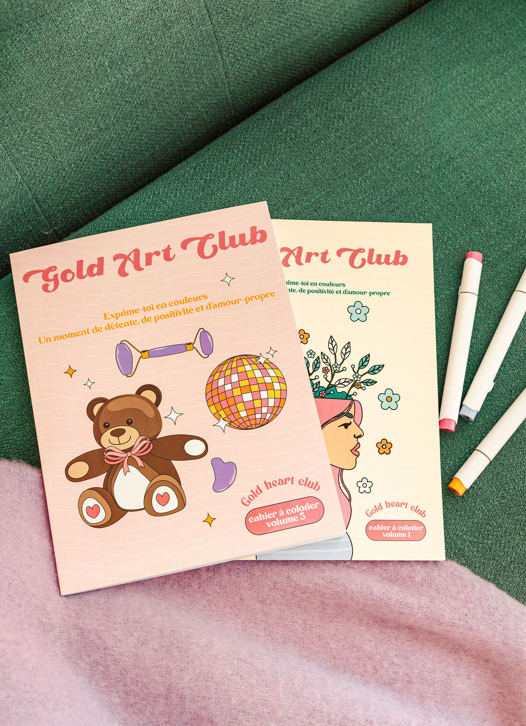 Cahiers à colorier adulte imprimé au Québec , volume 1 et 3 