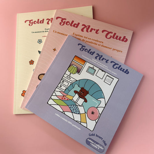 Coffret comprenant trois cahiers à colorier adulte dont le volume 1, 3 et 4