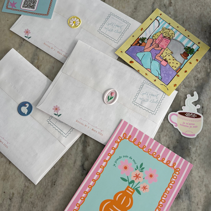 Gold Heart Mail Club | Abonnement Snail Mail Québécois