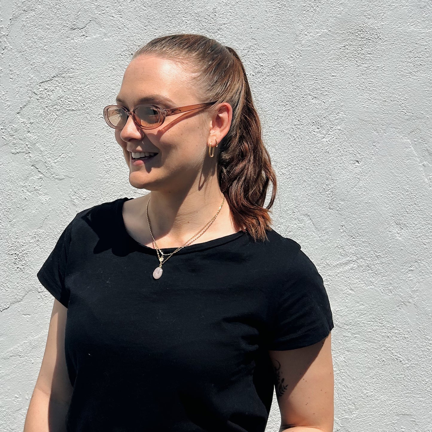 Lunettes soleil pour femme tendance Lattee Gold Heart Club