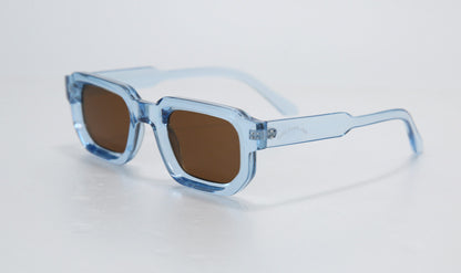 Lunettes soleil pour femme tendance Yummy Gold Heart Club