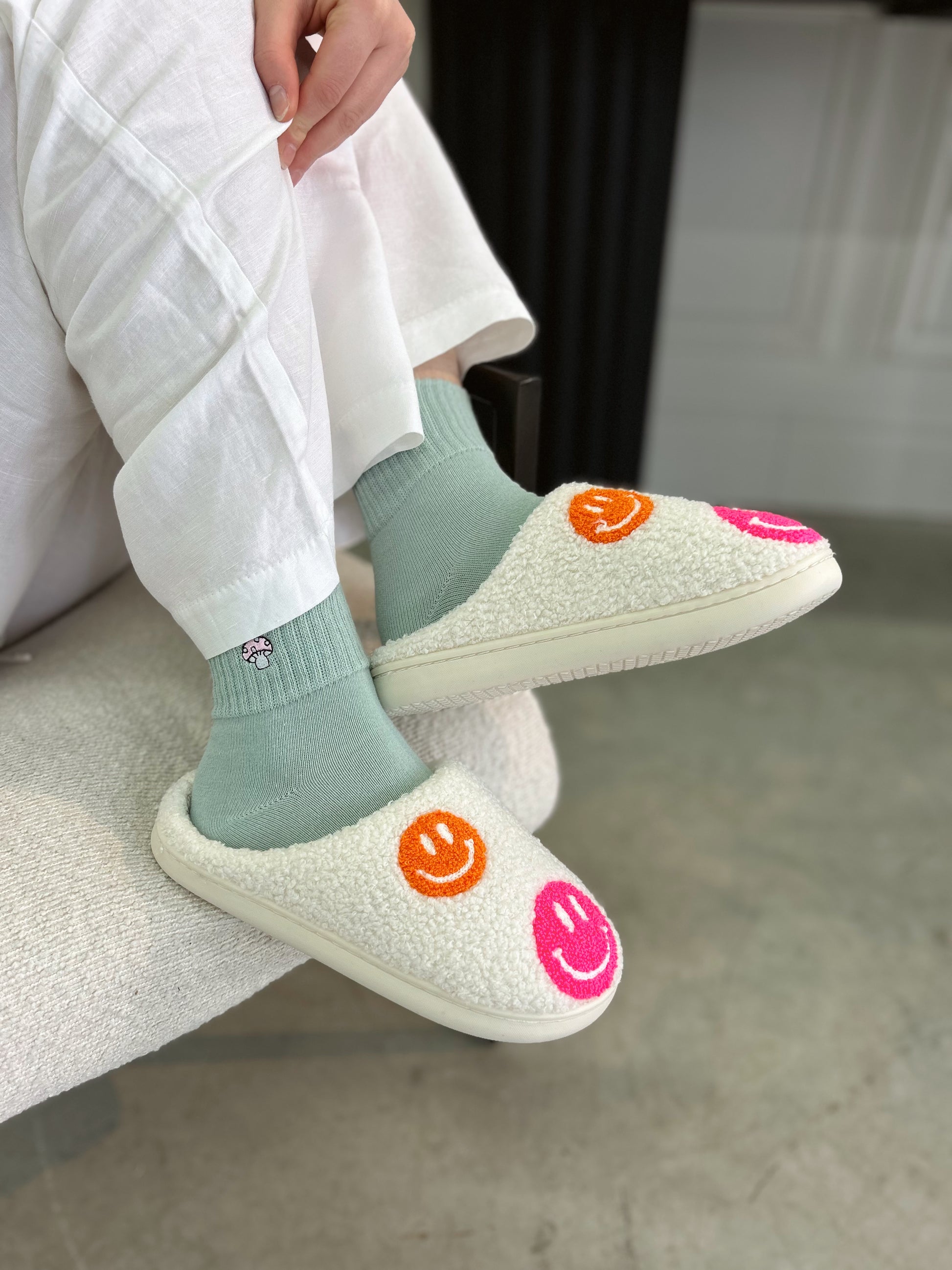 Pantoufles femme confortables Smiley Gold Heart Club