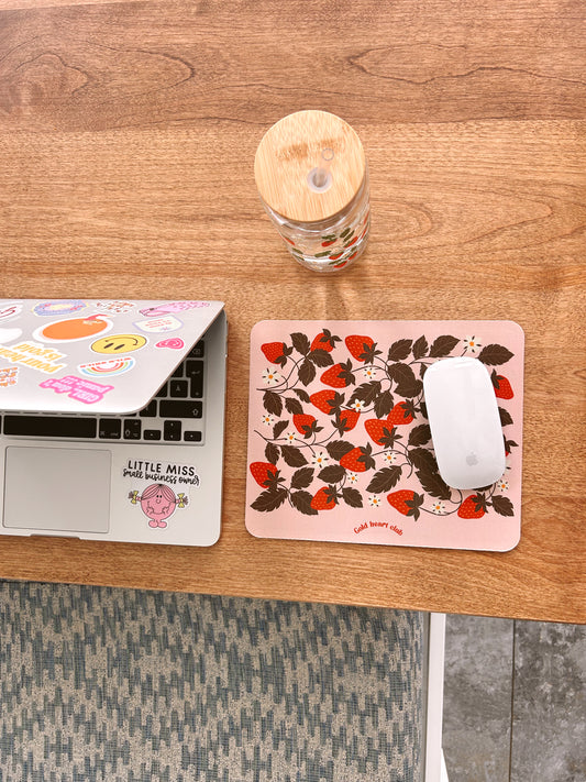 Tapis de souris illustré Fraises Gold Heart Club