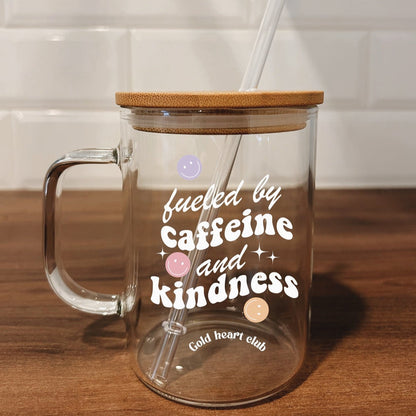 Tasse illustrée Caffeine and Kindness Gold Heart Club
