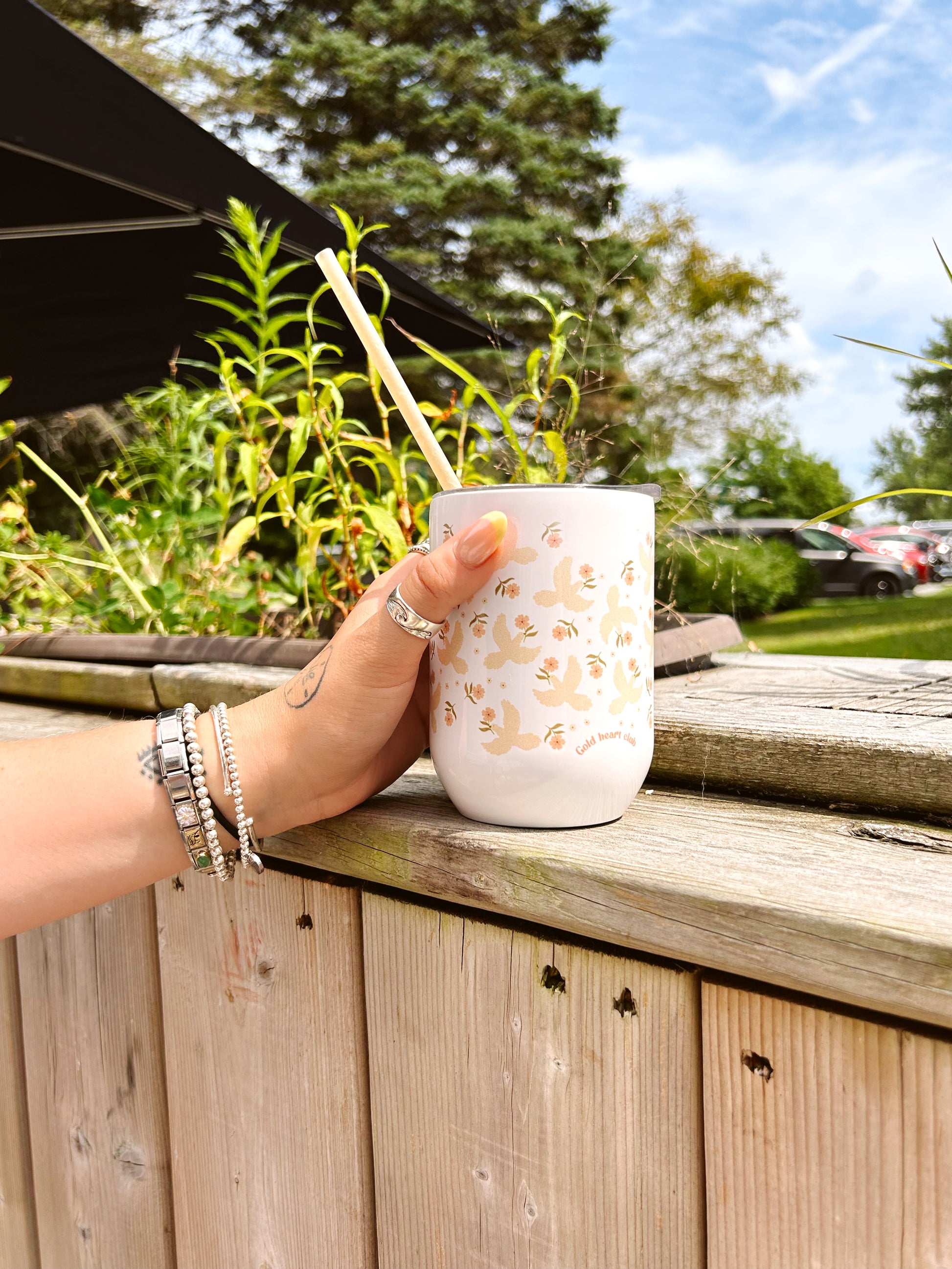 Tumbler illustré Peaceful Gold Heart Club
