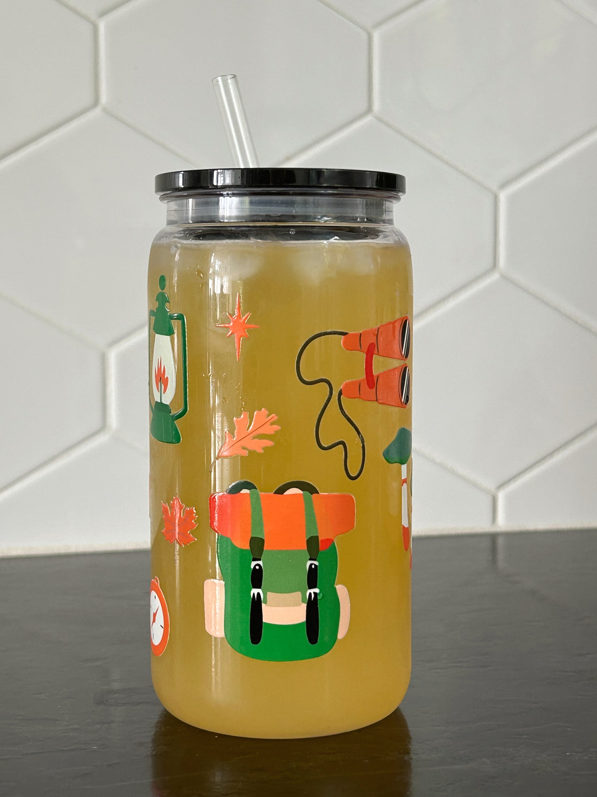 Verre illustré Plein Air Gold Heart Club fait au Québec